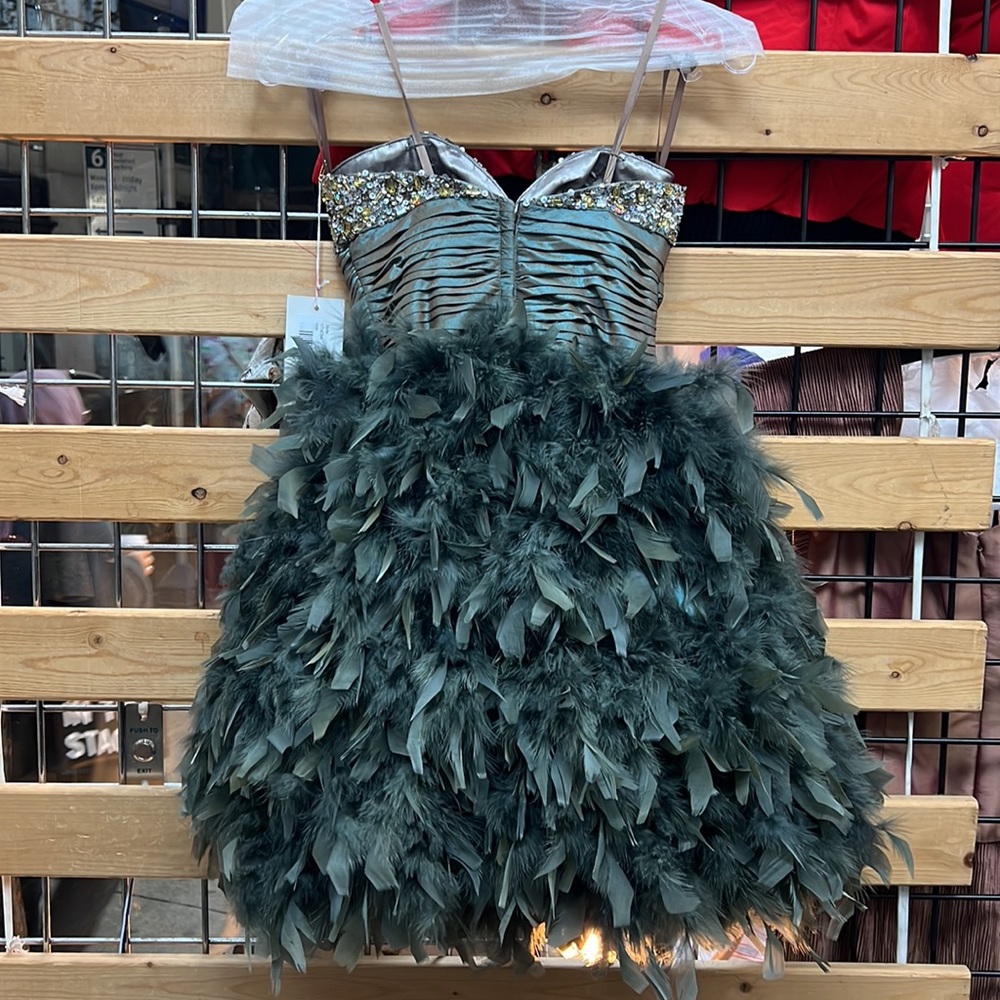 NWT,JOVANI SHORT & COCKTAIL DRESSES 171473 green - Picture 9 of 17